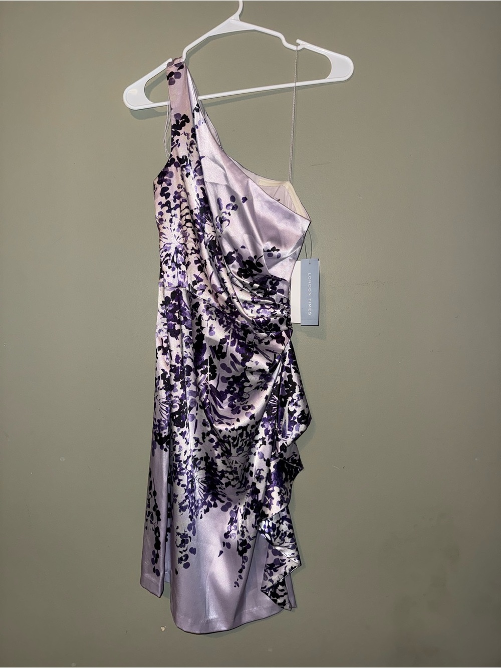 London Times One-Shoulder Lilac Floral Satin Dress